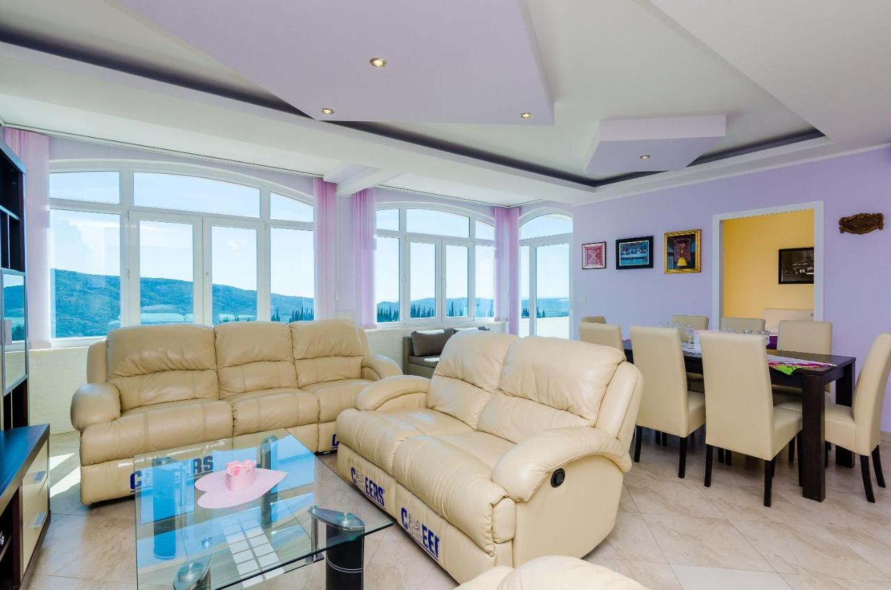 Villa Mateo With Private Pool Груда Экстерьер фото