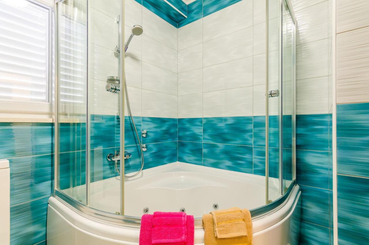 Villa Mateo With Private Pool Груда Экстерьер фото