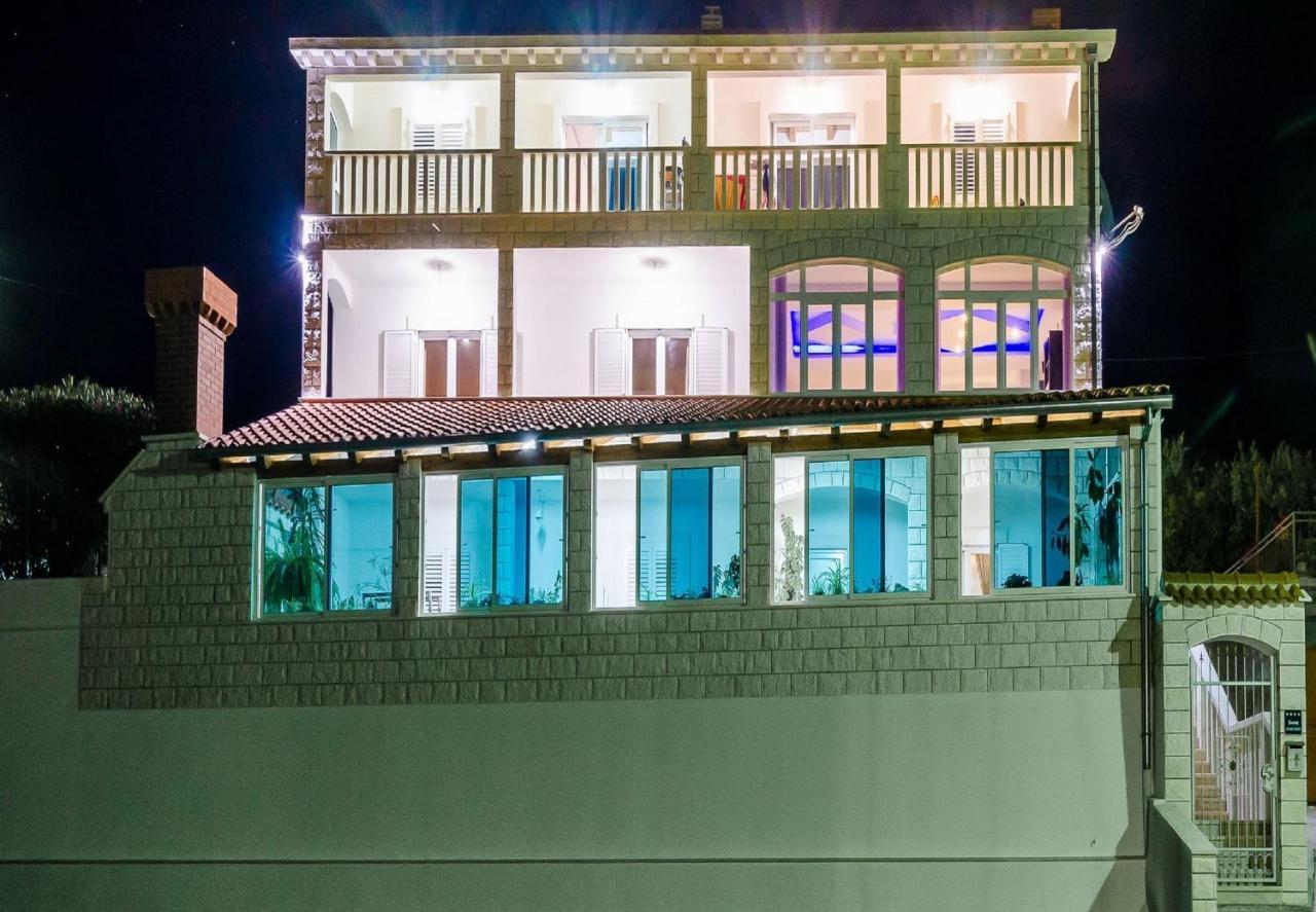 Villa Mateo With Private Pool Груда Экстерьер фото