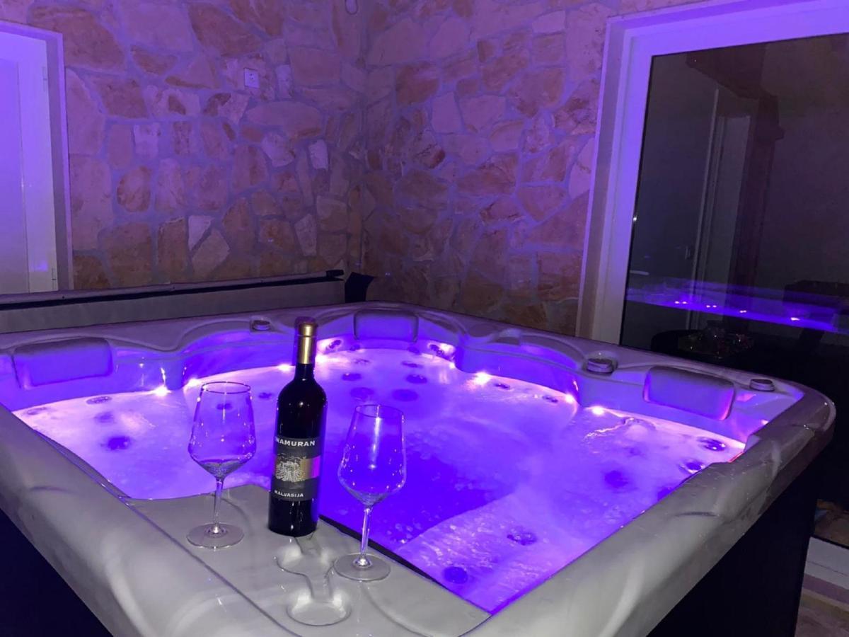Villa Mateo With Private Pool Груда Экстерьер фото